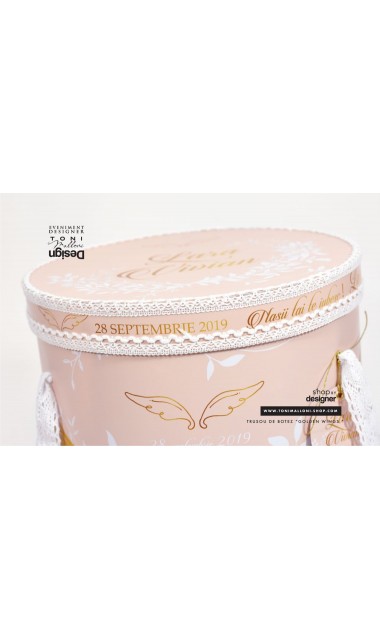 Trusou de botez gold cu ingeras pentru fetite cu broderie personalizata, Gold Wings 34